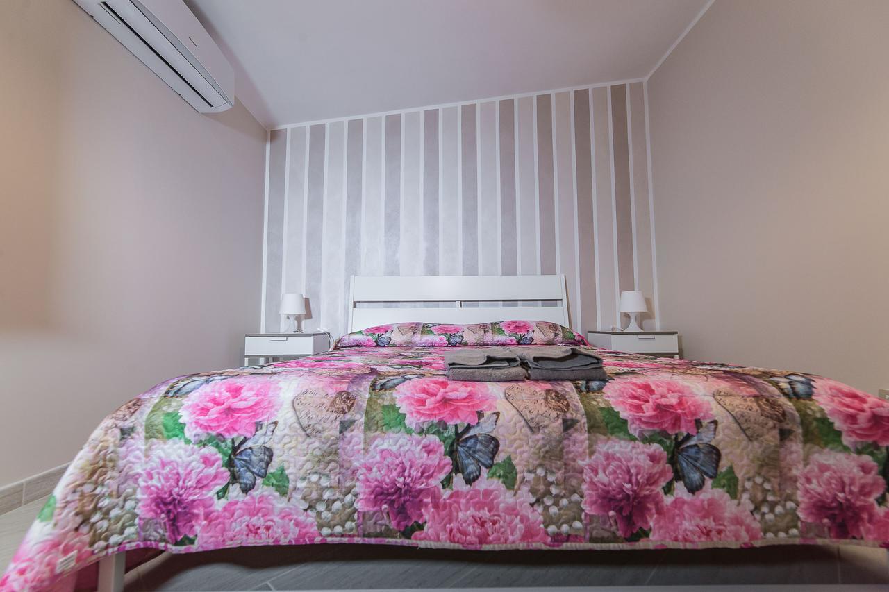 B&B Villa Marika Porto Empedocle Exteriör bild